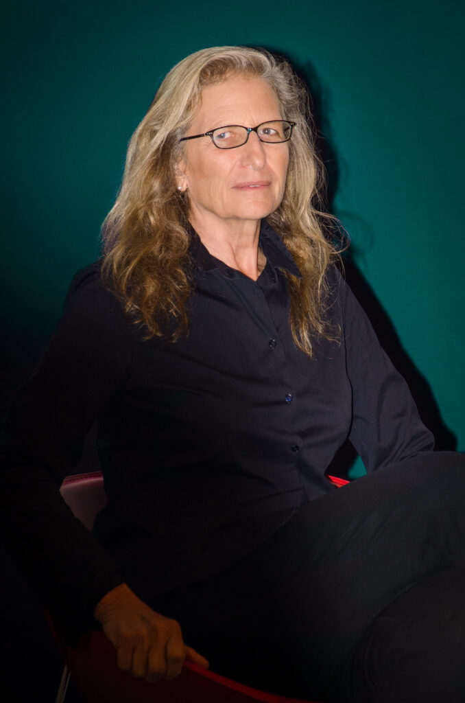 Aprende con Annie Leibovitz y sus Proyectos Personales Annie Leibovitz Portrait Green 1 678x1024